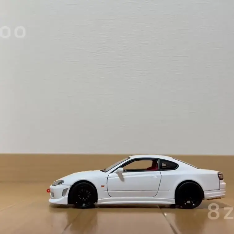 踏みつけ🚗