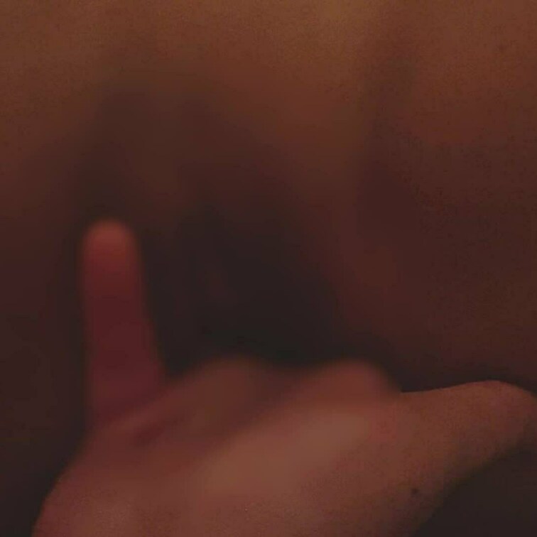 誰かにおかして欲しいなー、、