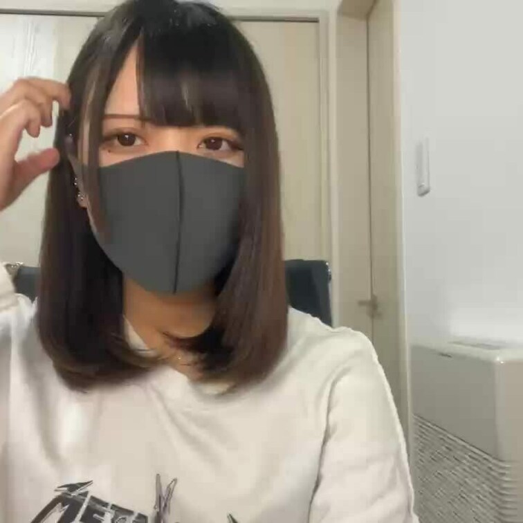 【りん 18 歳】

りんさんのライブ配信の無課金部分を【見逃し配信】できちゃいます

生配信 だと、見逃してし