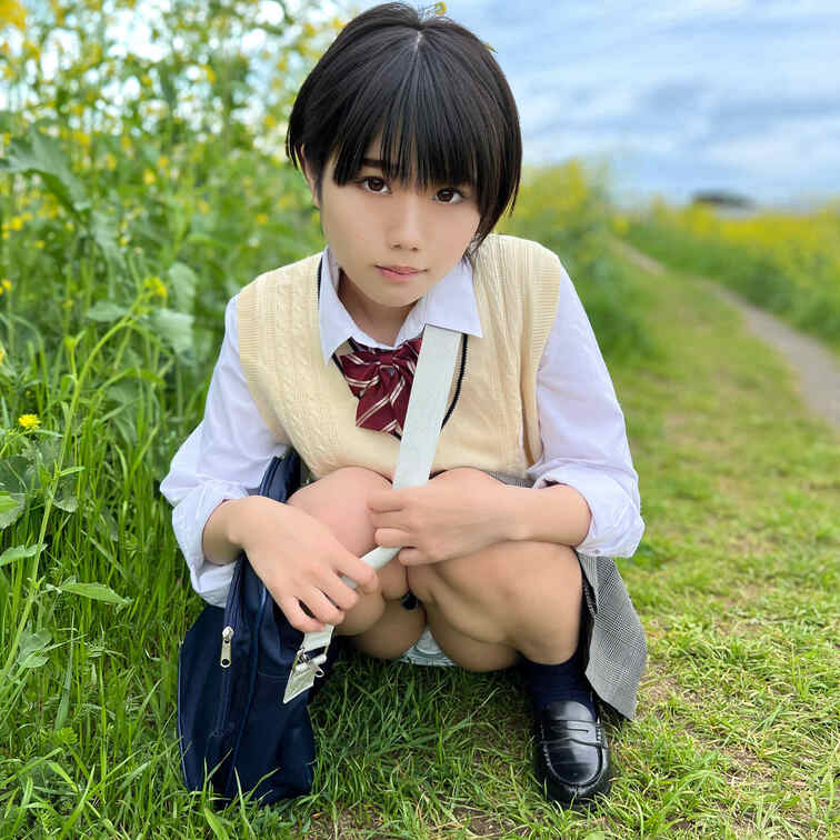 顔出し【個人撮影】進学の為に割り切りを始めた短髪のおま○こちゃん_エロいことに不慣れなウブマ○コに中出し×2
