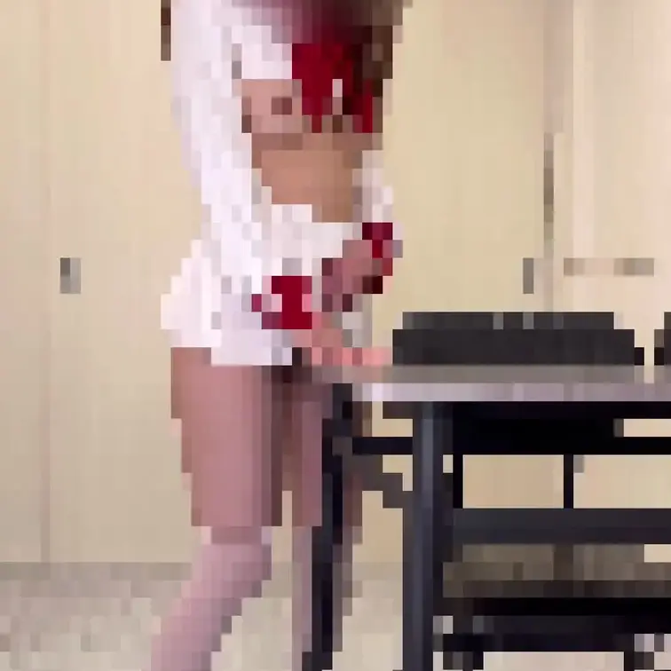 本編は応援プランか超お得プランへ❤️
おじさんが1日履いた汚くてくさいパンツくんくんしながら机で上オナ❤️

💋全