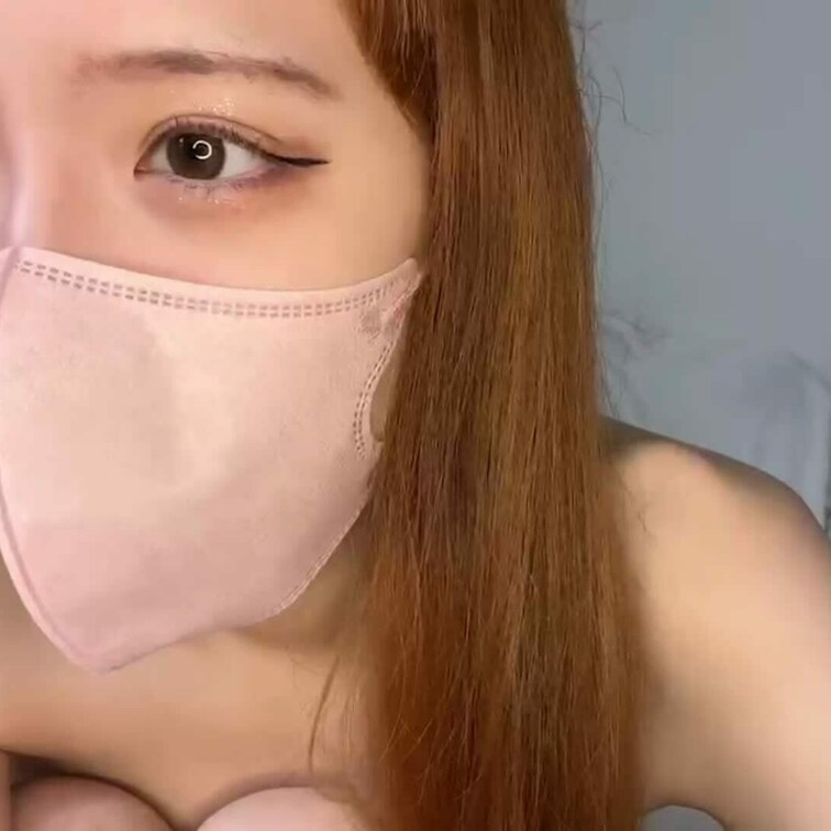 【みれい 20 歳】

みれいさんのライブ配信動画です
生配信 だと、1 回の有料配信を視聴すると、おおよそ平均 