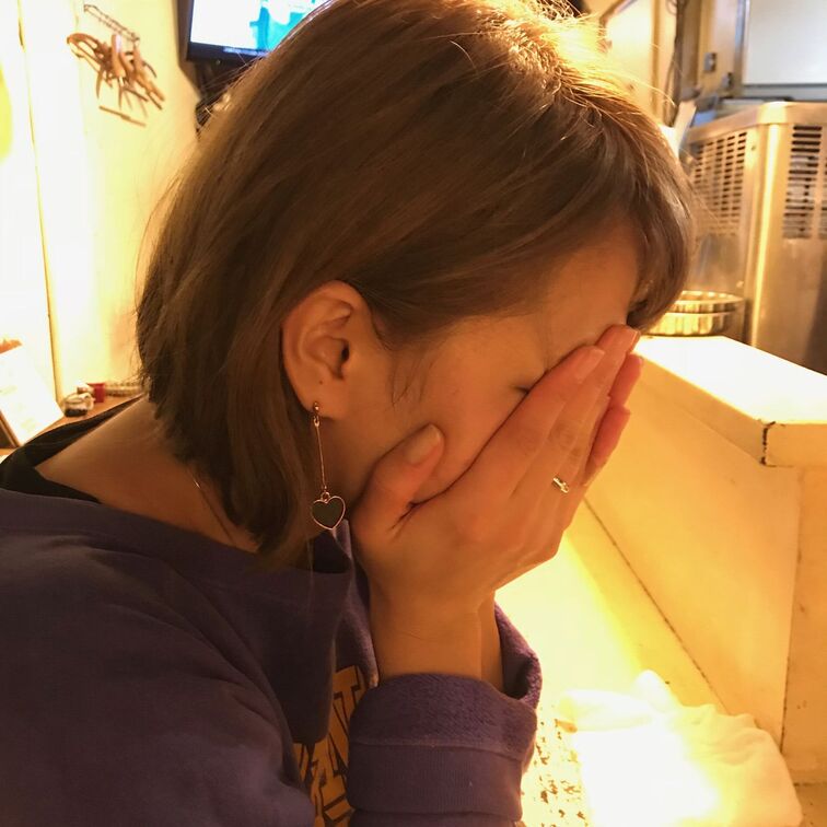 
既婚/2児の○○○(女2人)
仕事はエステ系
165cmスレンダー
常にいい匂いさせてる系女子
ドMのバチボ