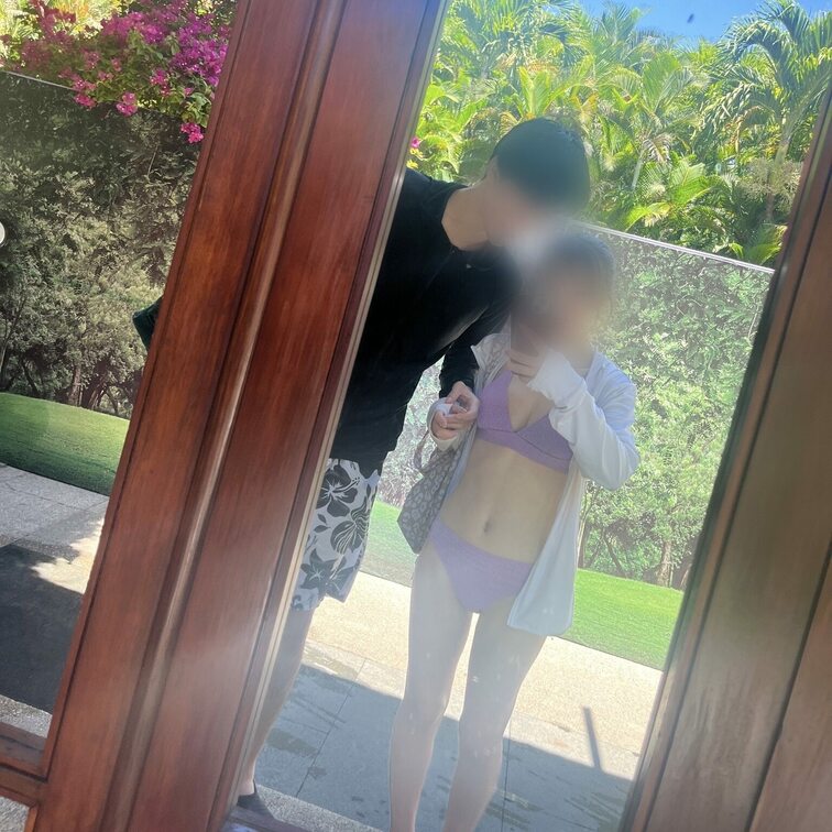 プロフィールを見ていただきありがとうございます🥰
今回アップした写真は、先日行った海外旅行の時の写真です🫣💓
動画な