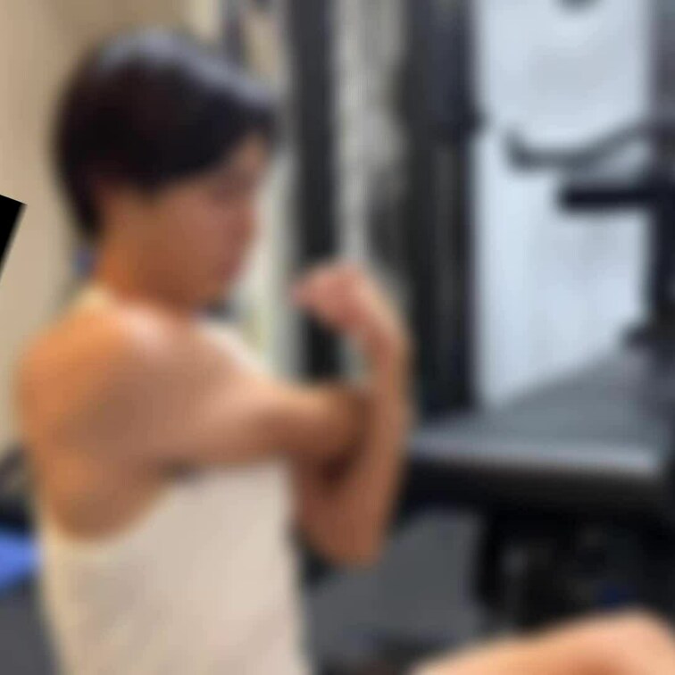 超イケメンサラリーマンYUMA君と一緒に、お手軽簡単ストレッチ!