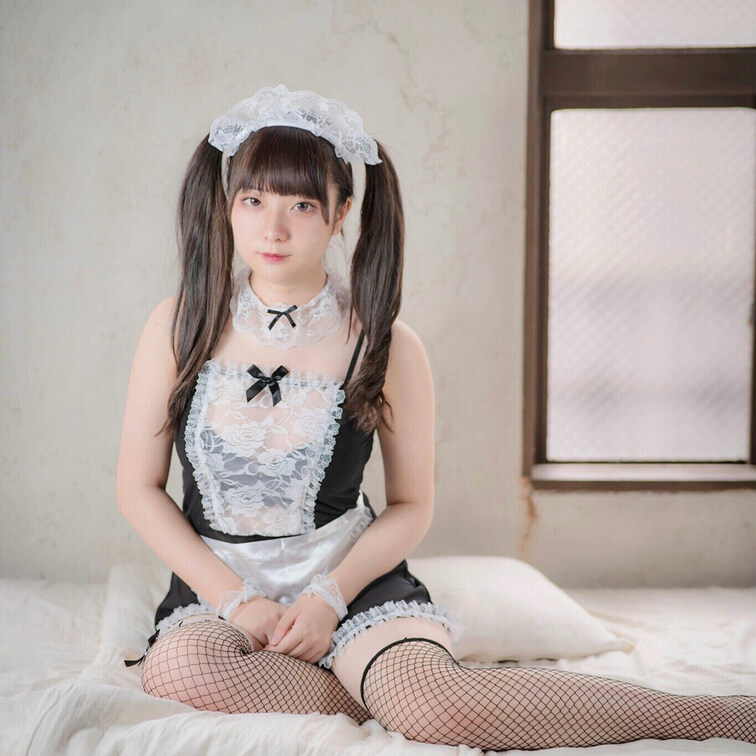 衣装のリクエストもしあれば待ってます😇