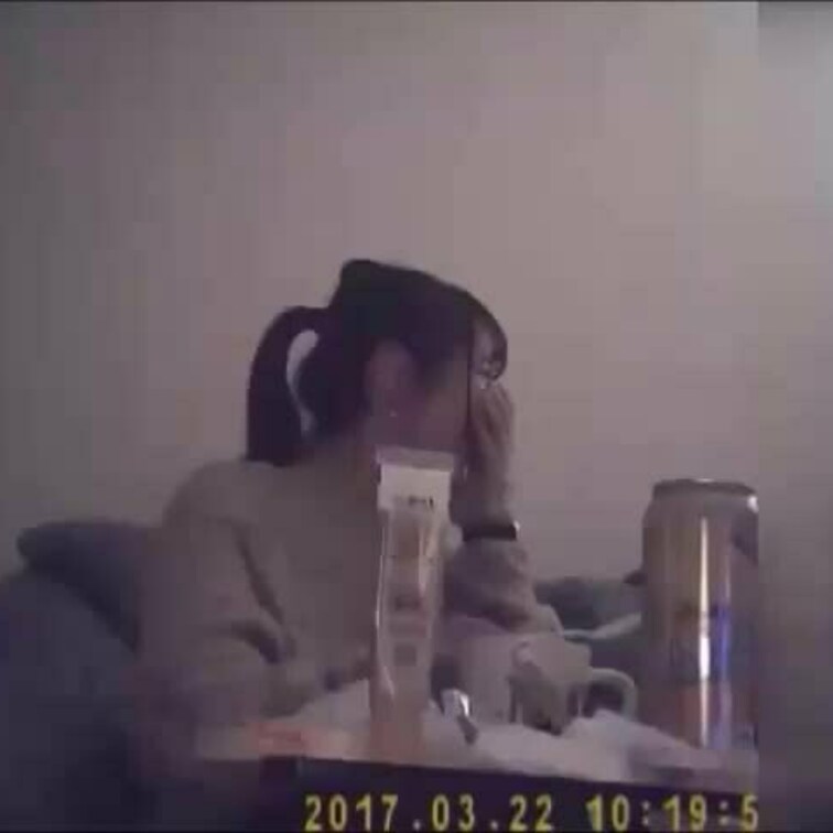 可愛い彼女と自宅でゆっくりと！！

普通にノンアダルトですが

普通の動画が一番よくないでしょうか？？

