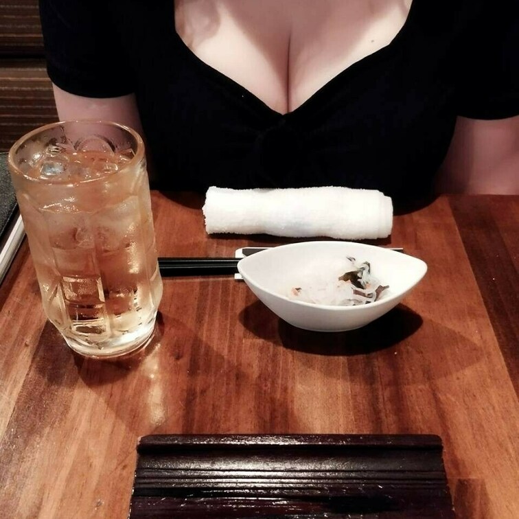 Twitterより

このお店に決めた理由は…

呼び込みのお○○○さんが私の胸元を見ていたからだそうです(^-