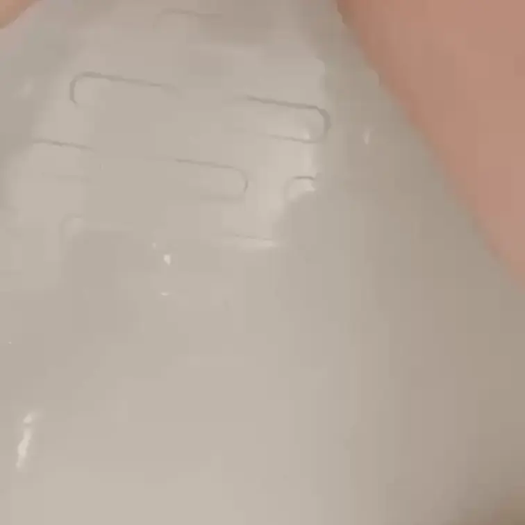 ヒナのお風呂でおしっこ動画🥰