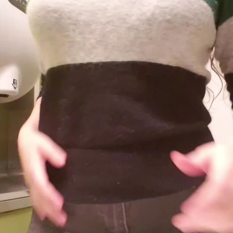 🎥