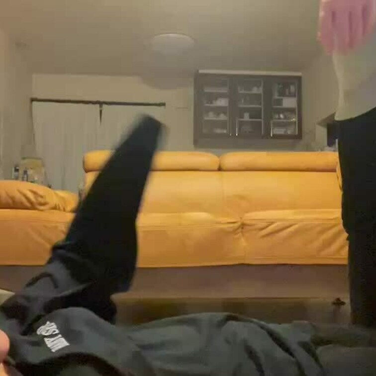 皆様いつもご購入ありがとうございます☺️
今回のくすぐり動画はこちらです👍

是非見てあげてくださいね(  ˆОˆ