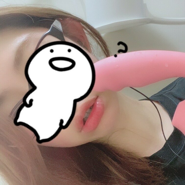 お昼に潮吹きおなにーをお風呂場でした後におしっこを我慢しながら録音しました。我慢できなかったぁ、、、恥ずかしい。

