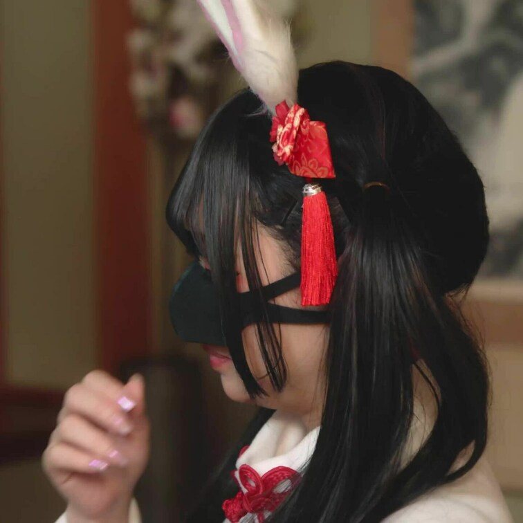 [ どアップアングル ]

干支うさぎコスで謹賀新年じゅぽじゅぽフェラっ🐰
我慢しすぎで臭くてブリッブリに固まった