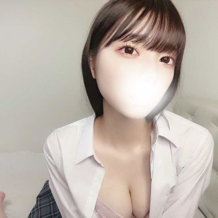 えっちな学生さん…