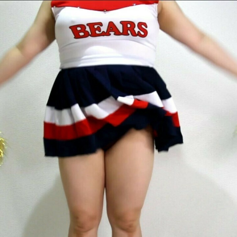 潮吹きクイーンほえーるちゃん
踊って噴けるぽちゃ
チアコスでレッツダンシング!
ツルツルサテンのパープルスケス