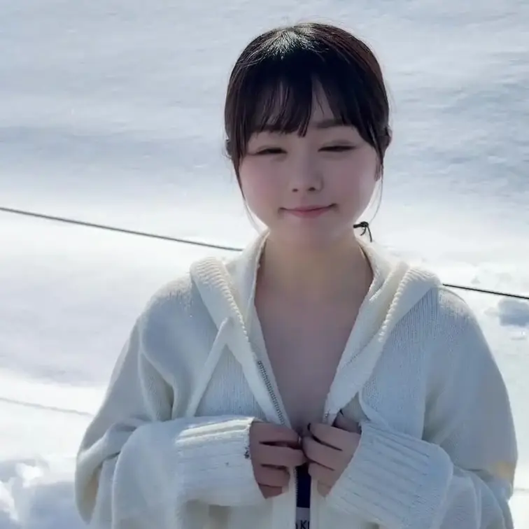 いいねしてから見てね💕

この前北海道行って来た時に撮ったやつだよ！
雪多すぎたし寒かった😂
でも食べ物美味しす