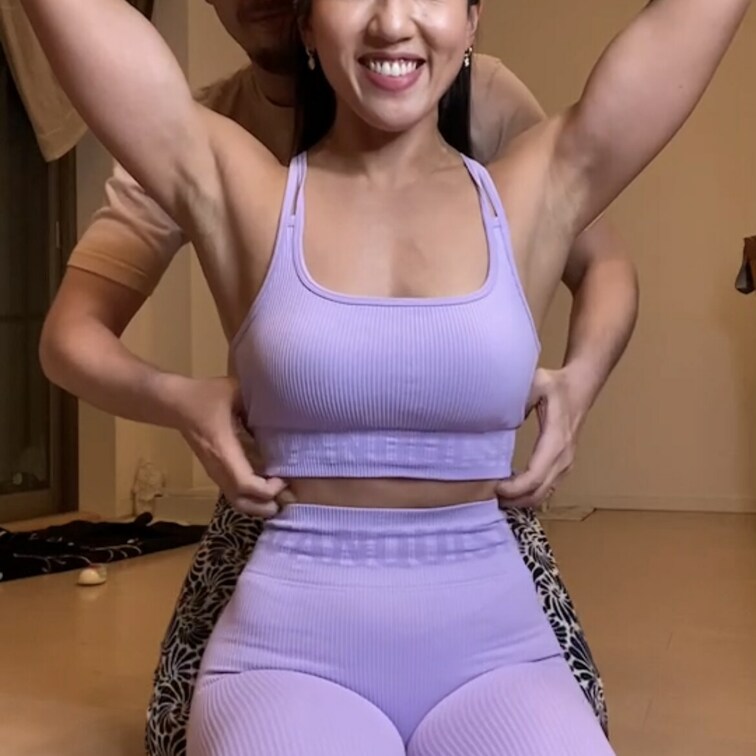 
皆様いつもご購入ありがとうございます☺️
今回のくすぐり動画はこちらです👍

是非見てあげてくださいね(  ˆ