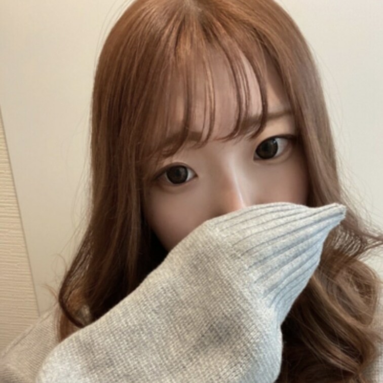 小動物系女子🐿💖
貧乳　色白　小柄　巻き髪
お洒落ちゃん　

小動物系お買い得プランあります👌
