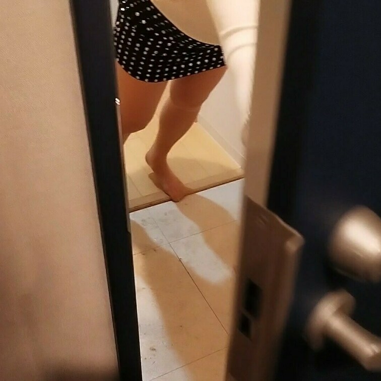 配達員目線その2
誘ってるかもしれない
例の巨乳熟女宅に再度訪問
