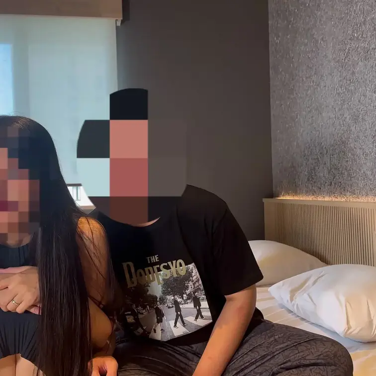 【ゴールドプラン限定動画】

会社の先輩に寝取られて
スマホ撮影ver

実際妻を目の前にすると緊張して大人し