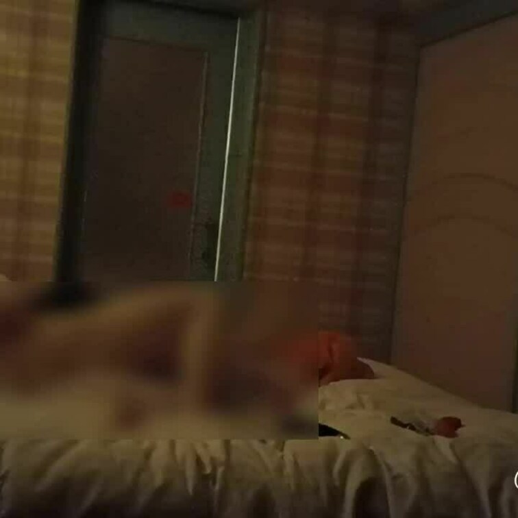 敏感に開発された背中愛撫、吸うやつ　潮吹きすぎてすっきりした性欲尽きない奥さん15

エッチ始まって結構経ってるけど