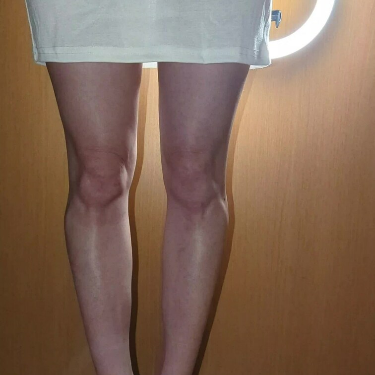 人妻パンチラ食べ歩き〜着替えました〜46 
フルバージョンです。ノーパンでワンピース着てみました。