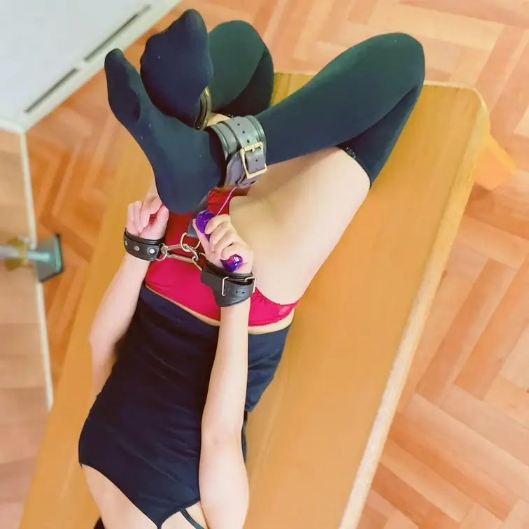 プレイ中のワンシーン画像♡
A scene image from SM training

マイファンズで公開でき