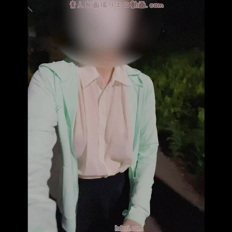 人が寝静まった夜に痴女行為してきました♪公園や道路で変態露出プレイ☆