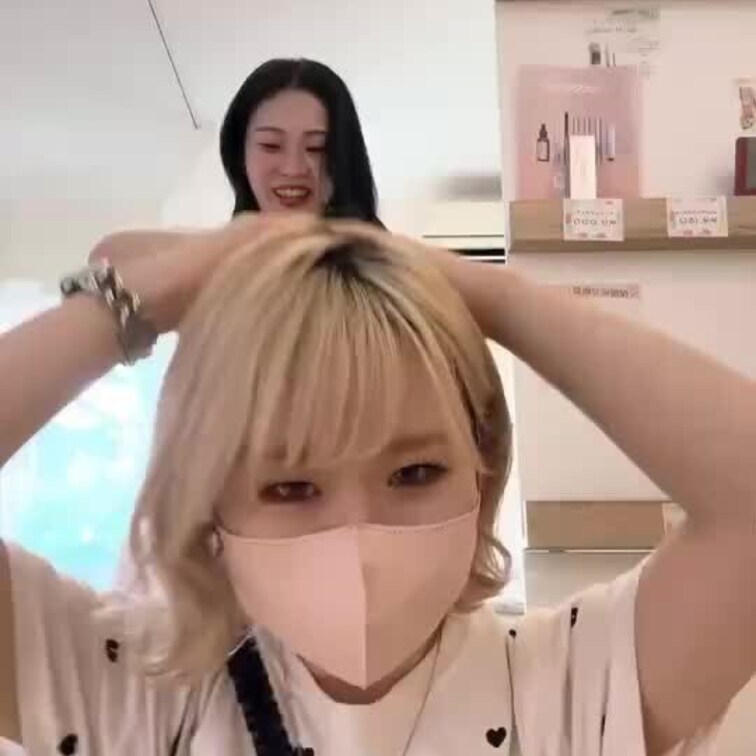 皆様大変お待たせしました！
今回のくすぐり動画はこちらです👍

是非いっぱい見てあげてくださいね(  ˆОˆ  )