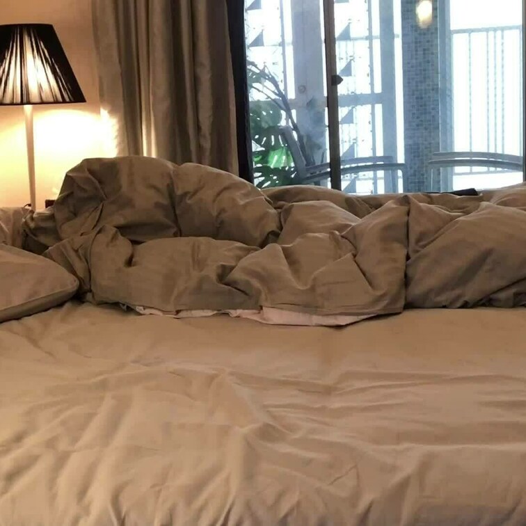 首輪して散歩するつもりが、上手く演技できず普通の中出しHに…