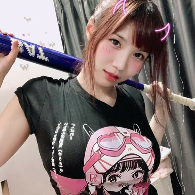 ご覧頂きましてありがとうございます♥️

部屋着でバットとか迫力なさ過ぎだけど😭😭

大谷選手頑張れ🥰