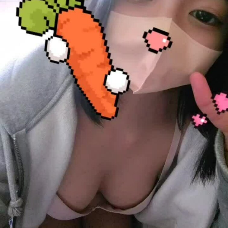 ○○○なりたて学生さんを撮りました！
遠隔地だったので自撮りをお願いしました
幼いからに似合わない巨乳で最高です