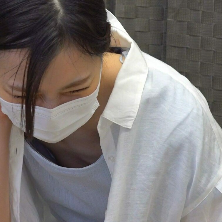 ちょい見せ。本編はこちらから→
#12【陶芸体験中の胸チラ】 Gカップ爆乳女子のおっぱいしか目に入らない２人組とクール