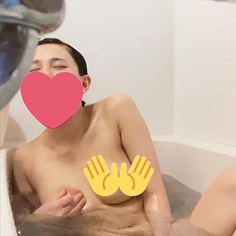 「豊○杏○」え…帰国子女は友達が隣にいてもオ○ニーするの！？


今回はひっさしぶりにお友達とお風呂に入った時の動