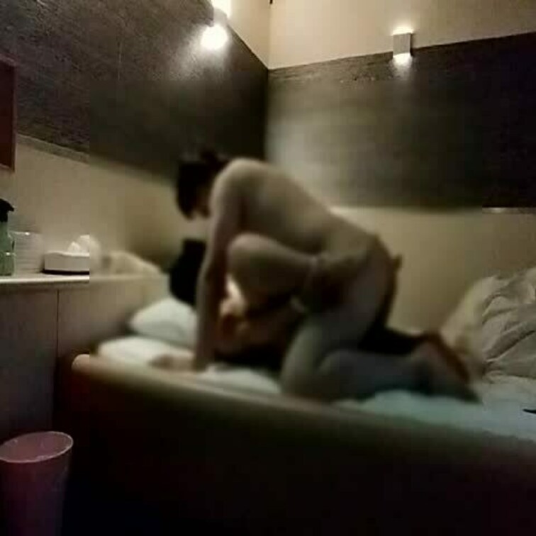 お試しプラン用のショートセックス動画ボカシ有りです。
人妻セフレの喘ぎ声をお聞きください。