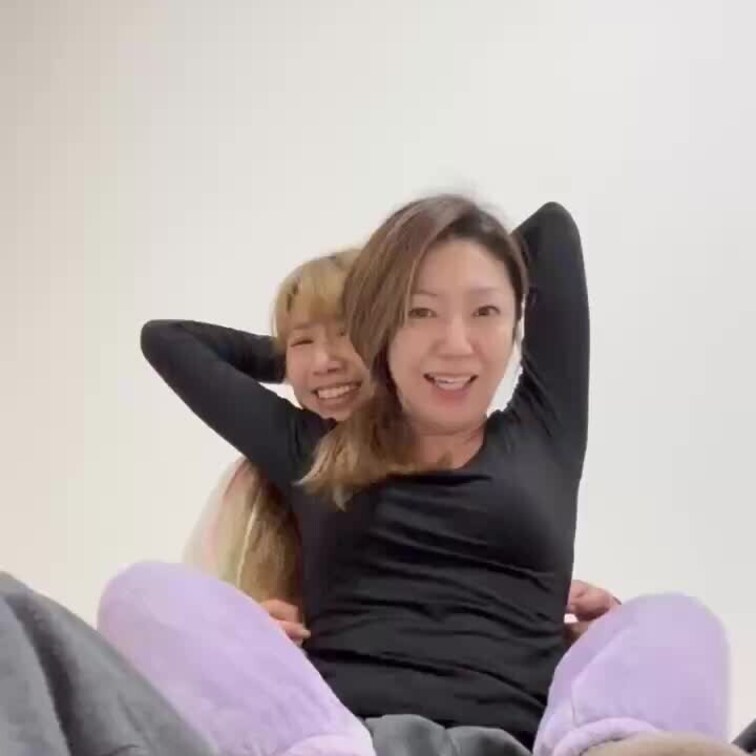 皆様大変お待たせしました！
今回のくすぐり動画はこちらです👍

是非いっぱい見てあげてくださいね(  ˆОˆ  )