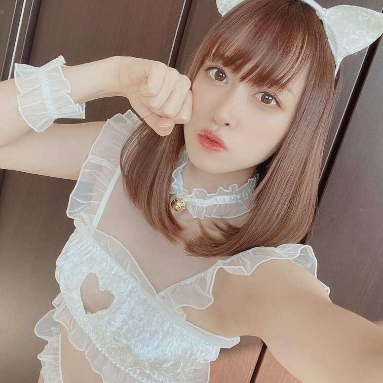 ドМペットのコスプレ姿見てください😝