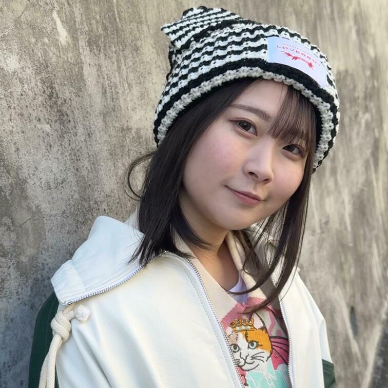 #231【MISUZU 23歳】
今回ストリートスナップに協力してくれたのは、猫耳ニットが可愛らしいMISUZUちゃん