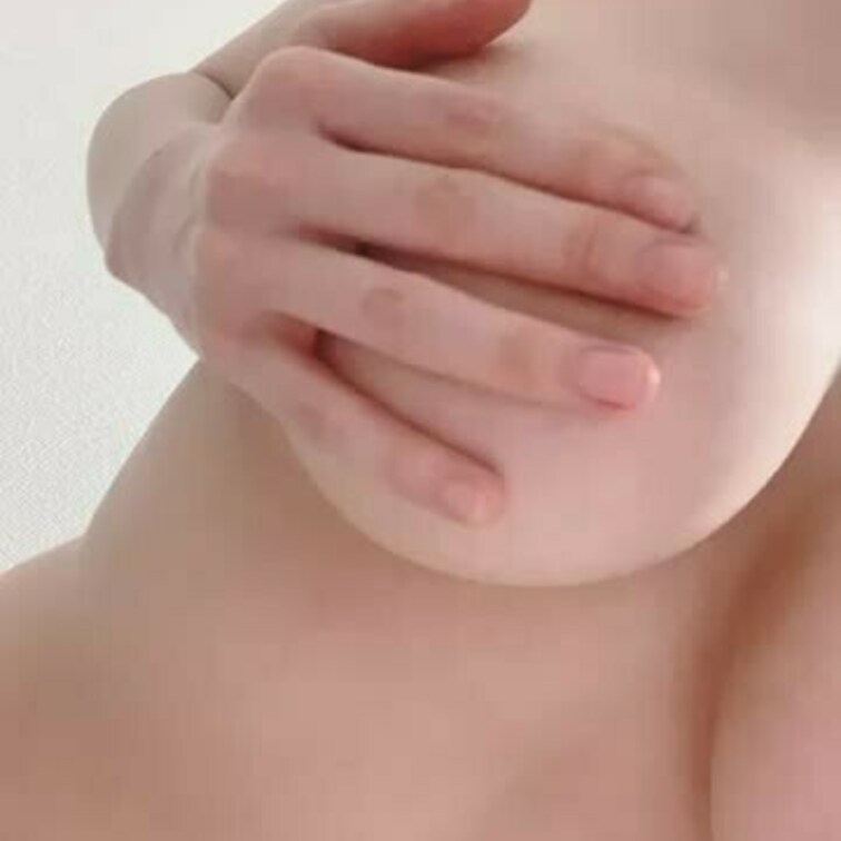 綾瀬のHカップを至近距離で楽しみたい方向けの動画です^^✨
