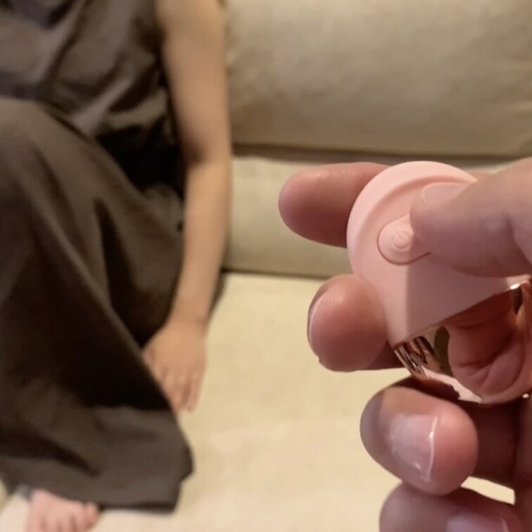こんばんは😊一昨日の動画の続きです💝
帰宅後、入れてほしくてたまらなくて、
後ろからしてもらいました😚