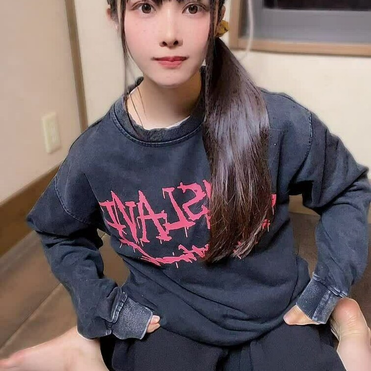 なんの面白みもない映像😮😮

なぜかこのとき楽しかったので
えっちな服でもないのに15分くらいこれで自撮りしてまし