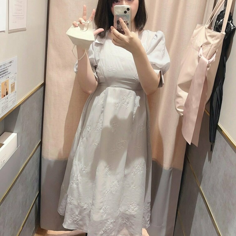 清楚系のワンピース可愛い？？🥺