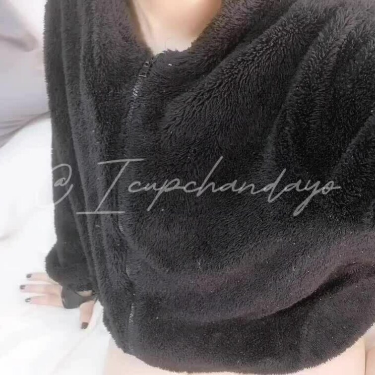 脱いだらすごい...🤫ハーネスおひろめ　4分58秒

むちむちボディ×えちえちはーねす
SM風♡

もこもこの