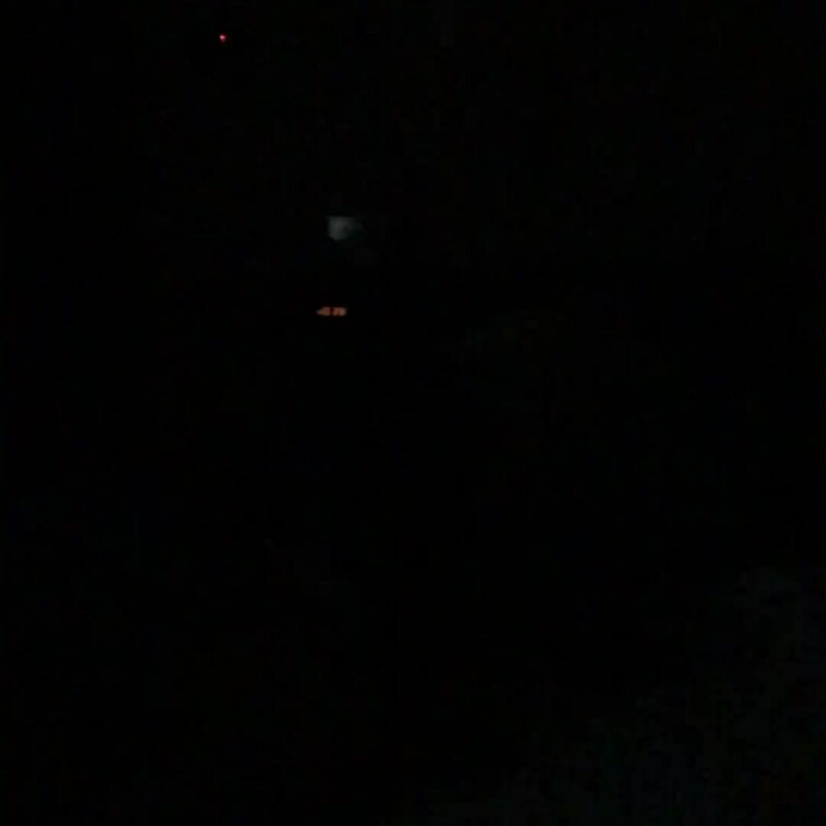 思い出シリーズ　番外編
たまには１枚ずつ思い出を綴っていきましょか。
この動画は大雨で雷が鳴っている夜にこの女性とホ