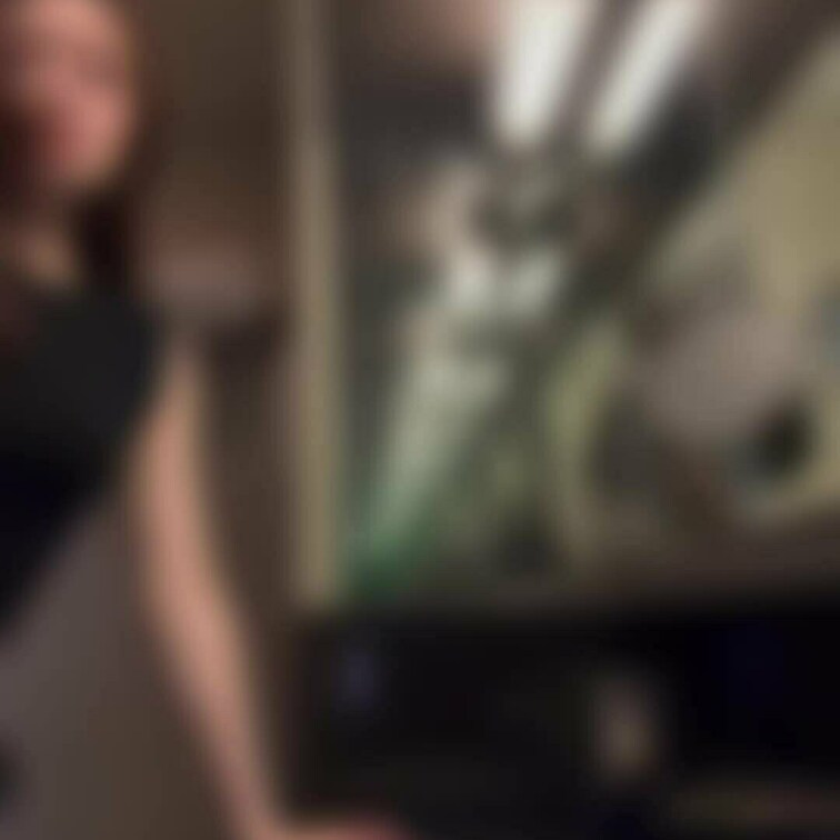 フェラだけじゃ我慢出来なくて…
鏡の前って興奮するよね🫢

このあとベッドに移動して続き♡
お口に出してもらった