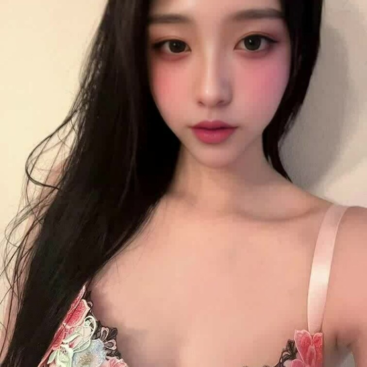 フォロワーさん100人！？
嬉しい嬉しい！ありがとうう〜💓
まほ応援隊にも入ってくれたら
頑張ってえっちなのたくさ