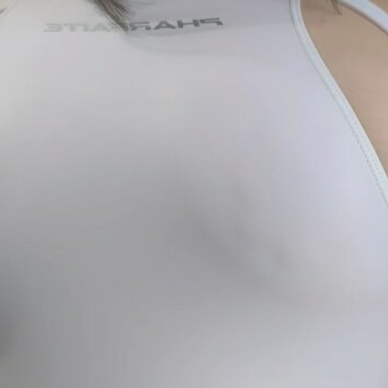 You can enjoy J-cup boobs at close range!