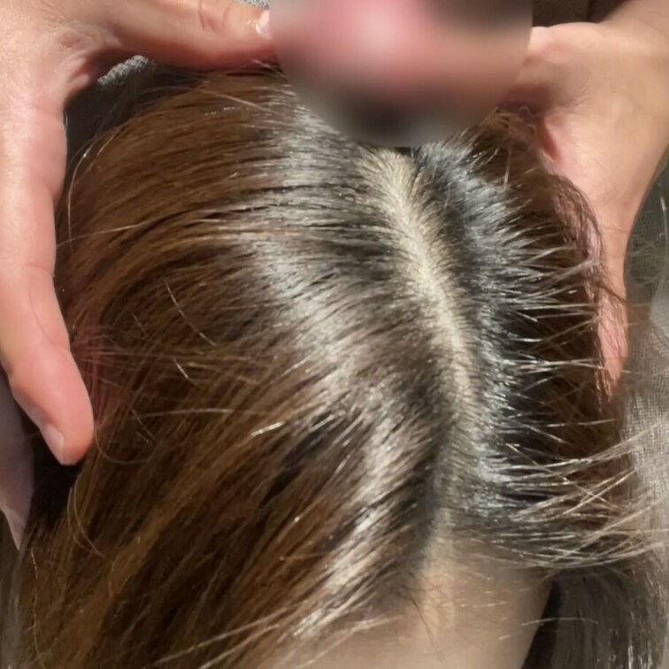 リクエストにあったちょんまげ？の髪コキです🌸笑笑
分け目にアレを乗せられたことなかったけど、生温かくて意外と気持ちよか