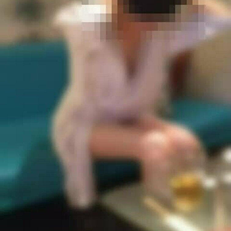 １月は２回目です♡有料プラン特典の京子とテレビ電話でFAN様と交流しました。
エッチになって、下着を脱いでしまいました