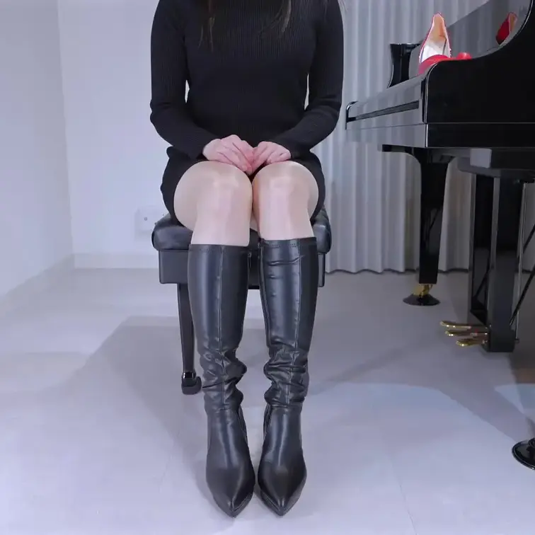🖤 ブーツとタイトワンピ、好きかな?🤭
🥈2_1 (1/2)